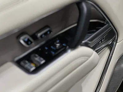 2022 لاند روفر رينج روفر فيرست اديشن