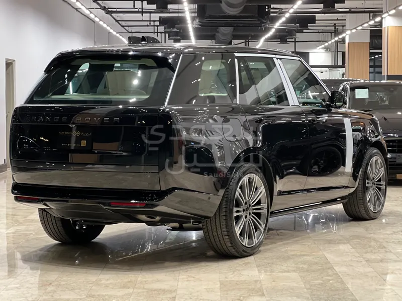 2026 لاند روفر رينج روفر اوتوبيوغرافي