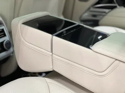 2026 لاند روفر رينج روفر اوتوبيوغرافي