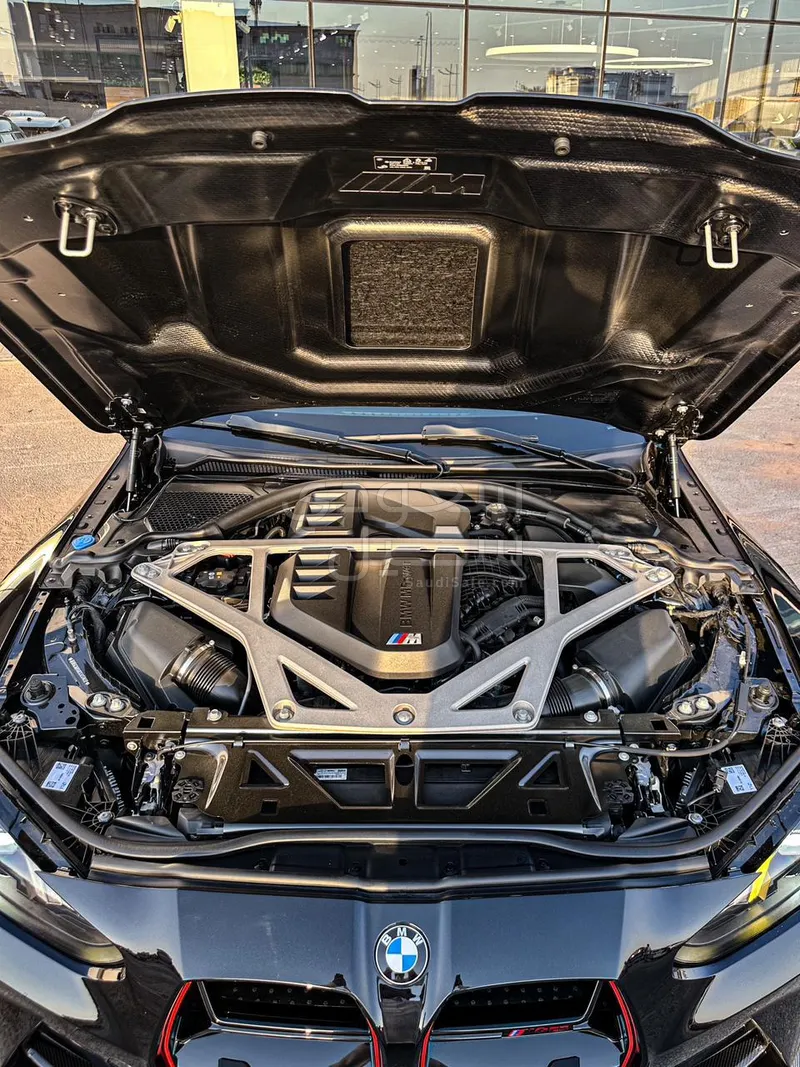 2025 بي ام دبليو الفئة ام ام 4 سي إس