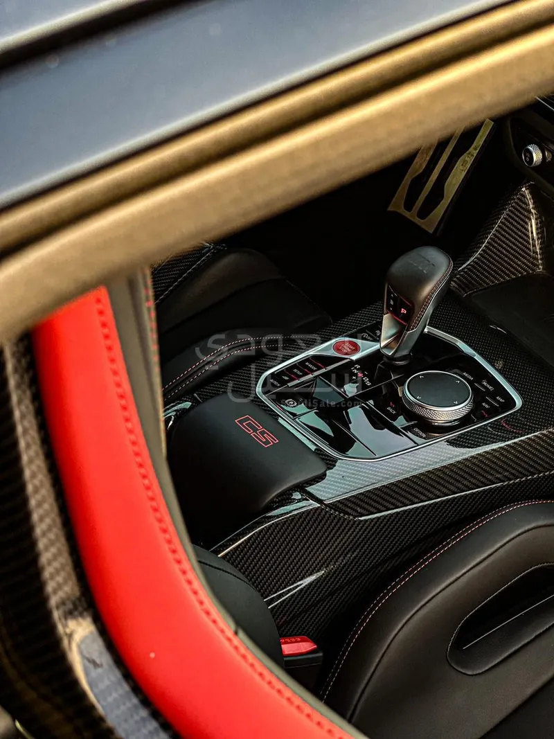 2025 بي ام دبليو الفئة ام ام 4 سي إس