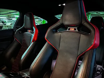 2025 بي ام دبليو الفئة ام ام 4 سي إس