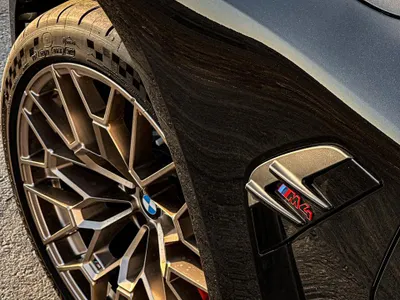 2025 بي ام دبليو الفئة ام ام 4 سي إس