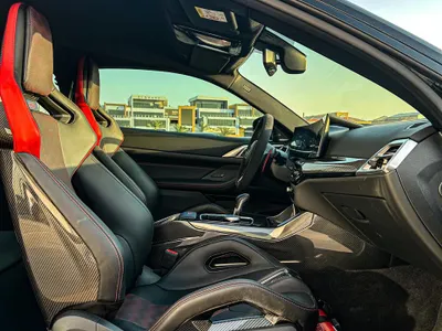 2025 بي ام دبليو الفئة ام ام 4 سي إس