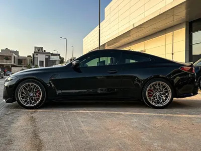 2025 بي ام دبليو الفئة ام ام 4 سي إس