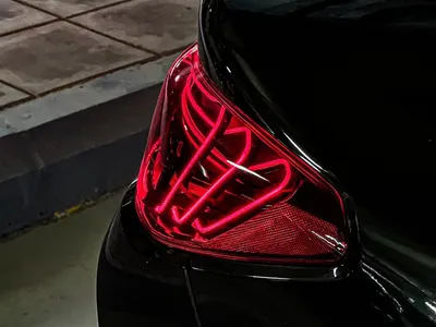 2025 بي ام دبليو الفئة ام ام 4 سي إس