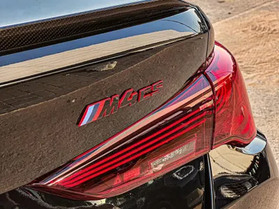 2025 بي ام دبليو الفئة ام ام 4 سي إس