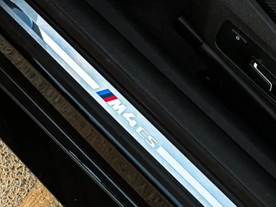 2025 بي ام دبليو الفئة ام ام 4 سي إس