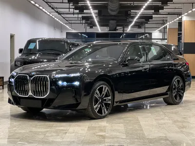 2026 بي ام دبليو الفئة السابعة 735أي