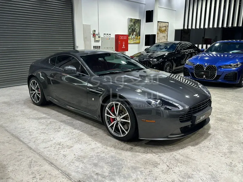 2014 استون مارتن فانتج