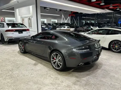 2014 استون مارتن فانتج