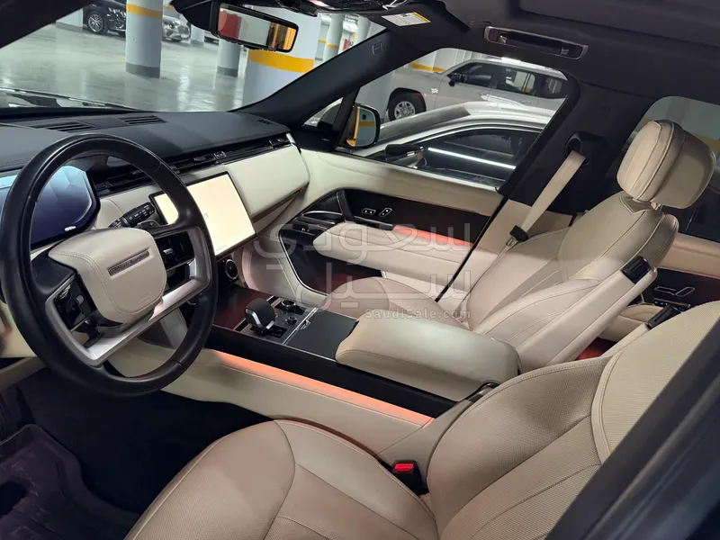 2023 لاند روفر رينج روفر فوج اس اي