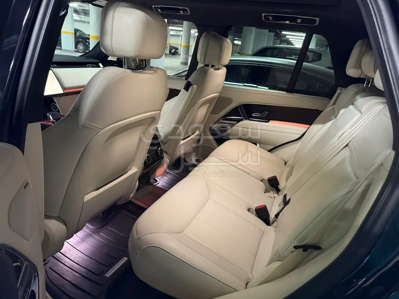 2023 لاند روفر رينج روفر فوج اس اي