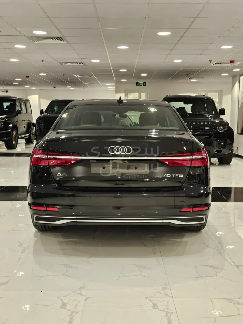 2025 اودي اي 6 40 تي اف اس اي
