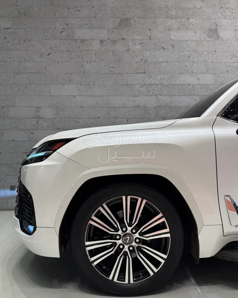 2022 Lexus LX 600