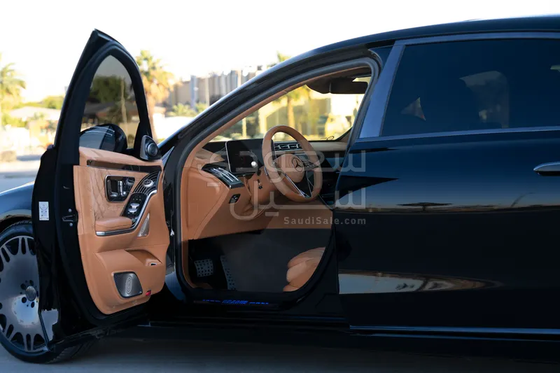 2023 Mercedes-Benz S 600 Maybach