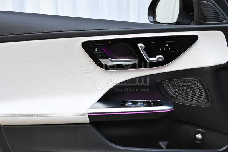 2025 مرسيدس - بنز سي 200