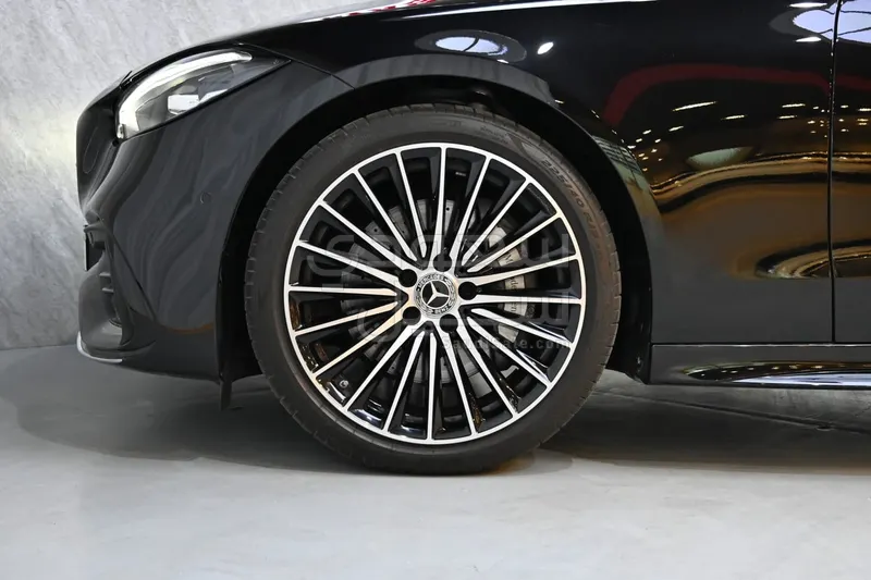 2025 مرسيدس - بنز سي 200