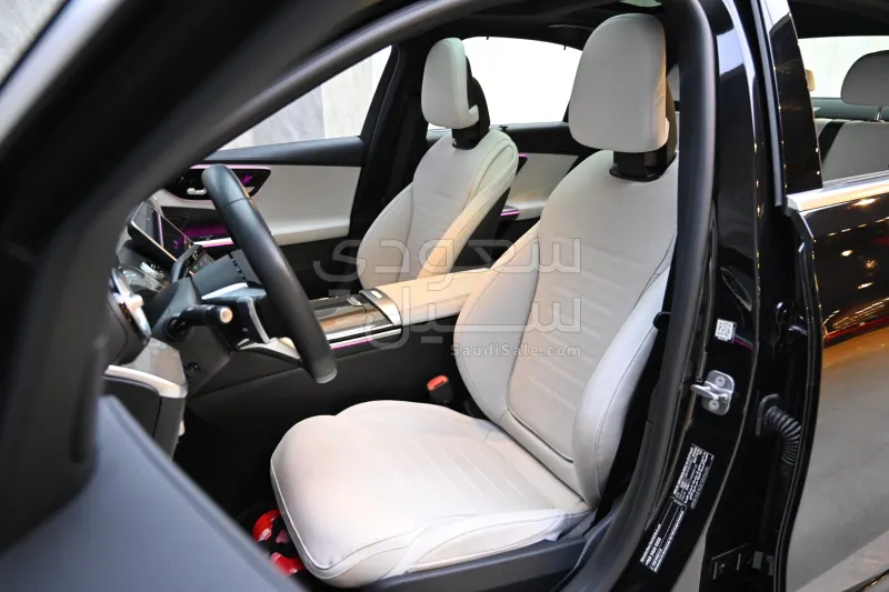 2025 مرسيدس - بنز سي 200