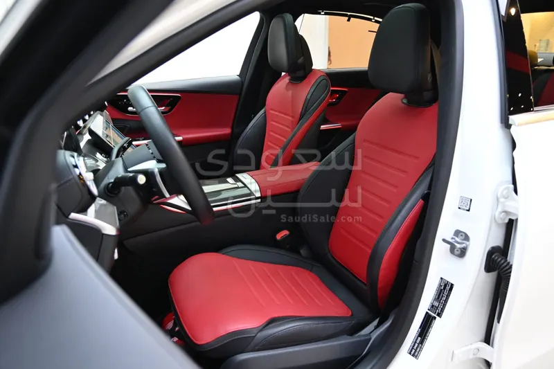 2025 مرسيدس - بنز سي 200