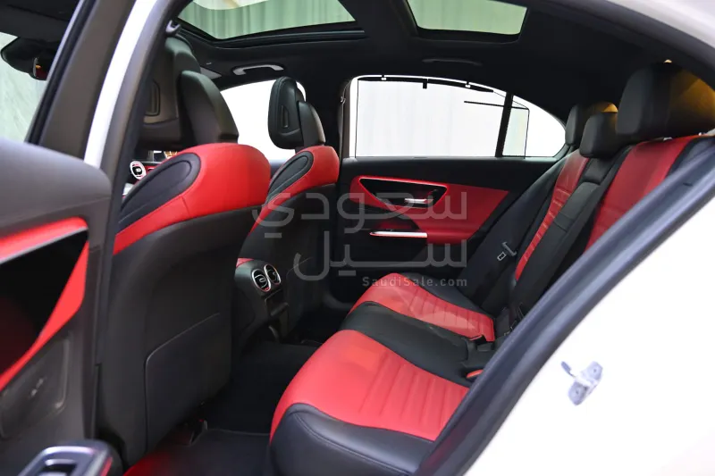 2025 مرسيدس - بنز سي 200