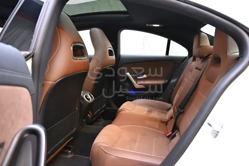 2026 مرسيدس - بنز سي إل أي 200