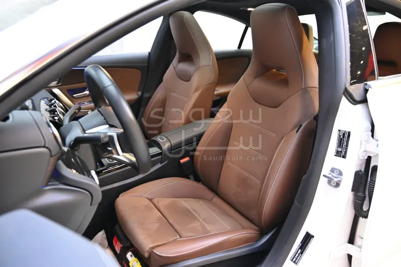 2026 مرسيدس - بنز سي إل أي 200