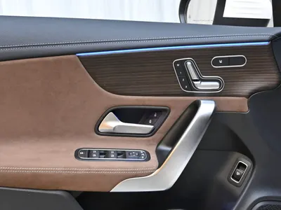 2026 مرسيدس - بنز سي إل أي 200