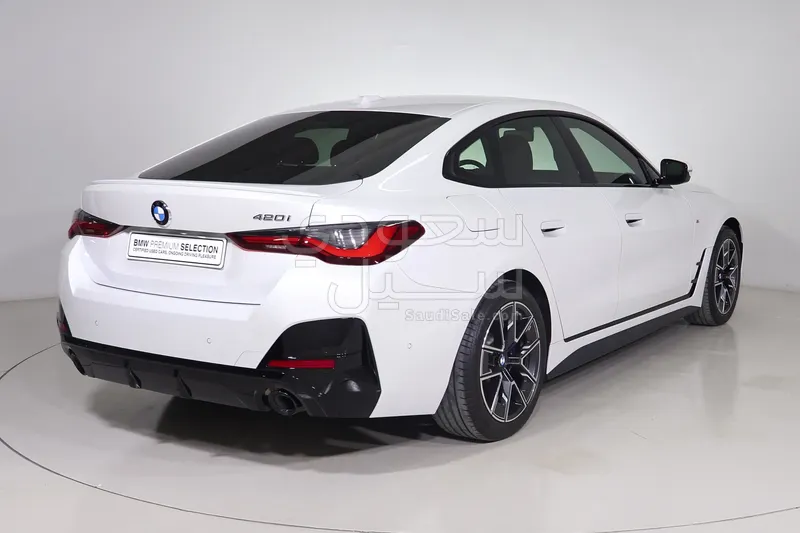 2025 BMW 4 Series 420i