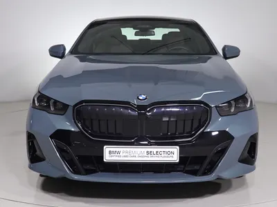 2025 بي ام دبليو الفئة الخامسة 520 أي إم كت