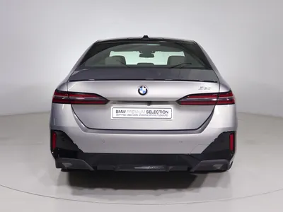 2025 بي ام دبليو الفئة الخامسة 520 أي إم كت