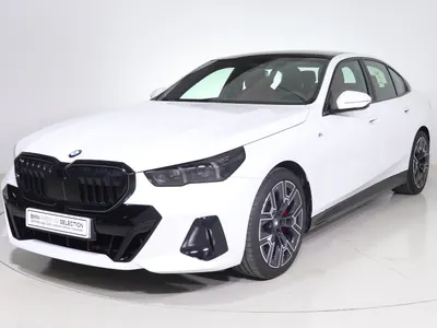 2026 BMW 5 Series 520i Mkit