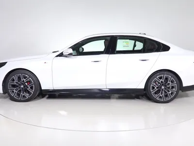 2026 BMW 5 Series 520i Mkit