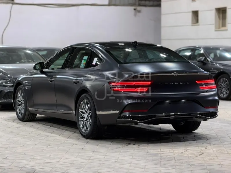 2026 جينيسيس جي 80