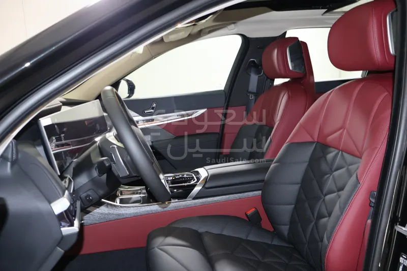 2026 BMW 7 Series 735i