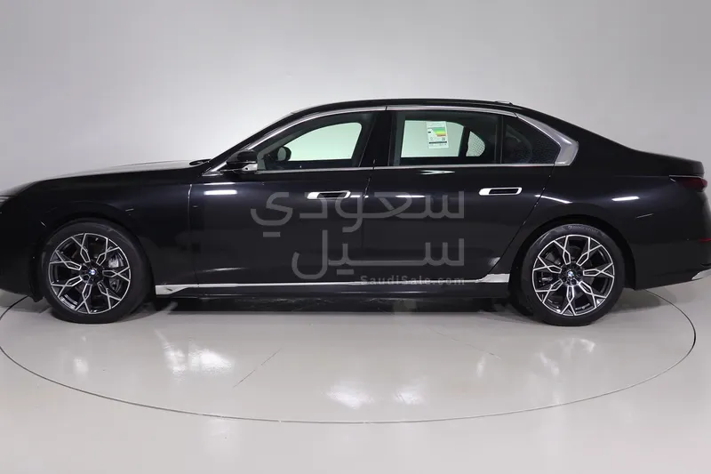 2026 BMW 7 Series 735i