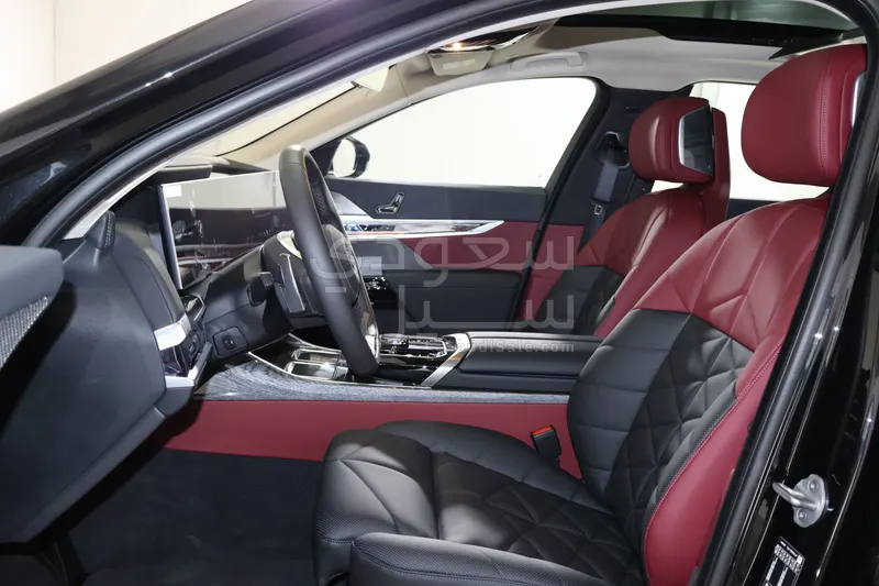 2026 BMW 7 Series 735i