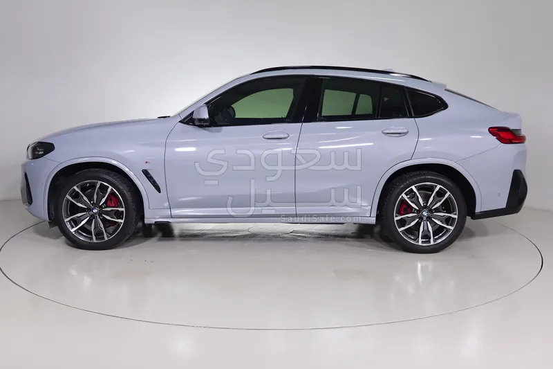 2025 بي ام دبليو الفئة اكس 4