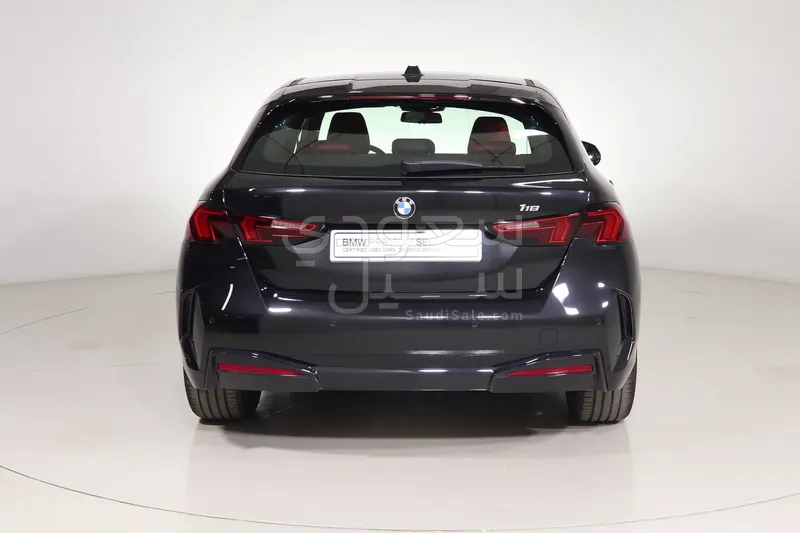 2025 BMW 1 Series 118i