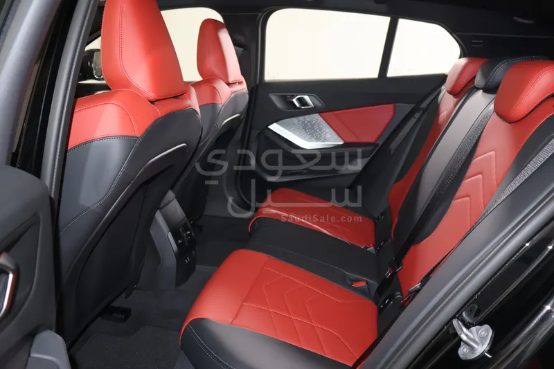 2025 BMW 1 Series 118i