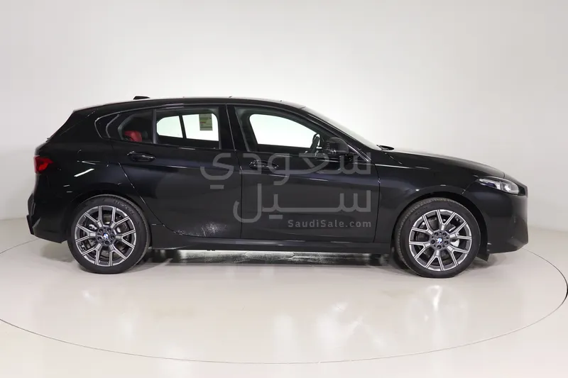 2025 BMW 1 Series 118i