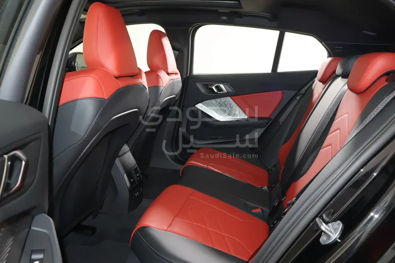 2025 BMW 1 Series 118i