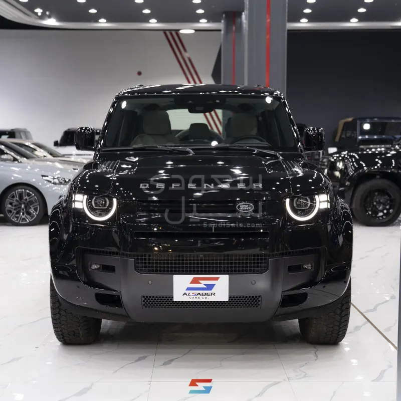 2026 Land Rover Defender SE