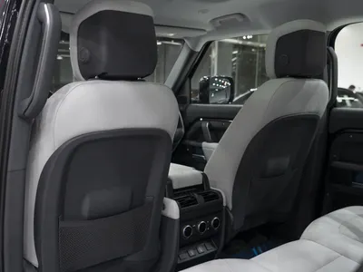 2026 Land Rover Defender X dynamic