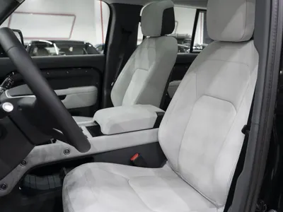 2026 Land Rover Defender X dynamic