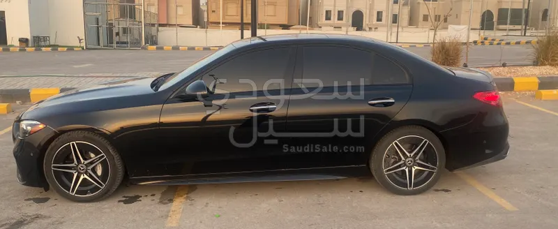 2022 مرسيدس - بنز سي 300