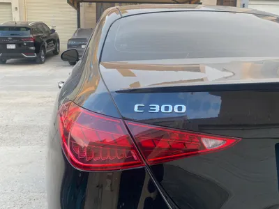 2022 مرسيدس - بنز سي 300