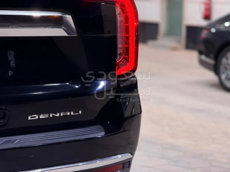 2021 جي ام سي يوكون دينالي