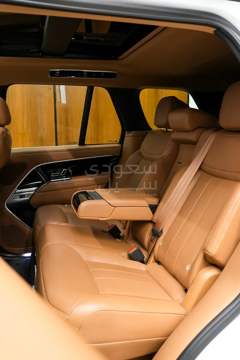 2023 لاند روفر رينج روفر اتش اس اي