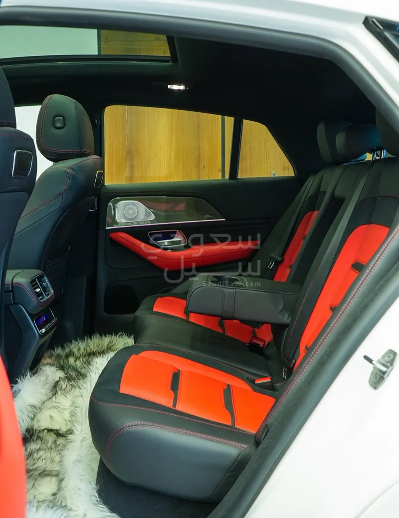 2021 مرسيدس - بنز جي إل إي 53 أي إم جي